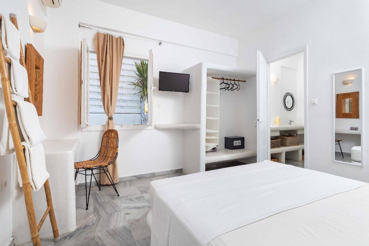 Aspries Suites Piso Livadi Exterior photo