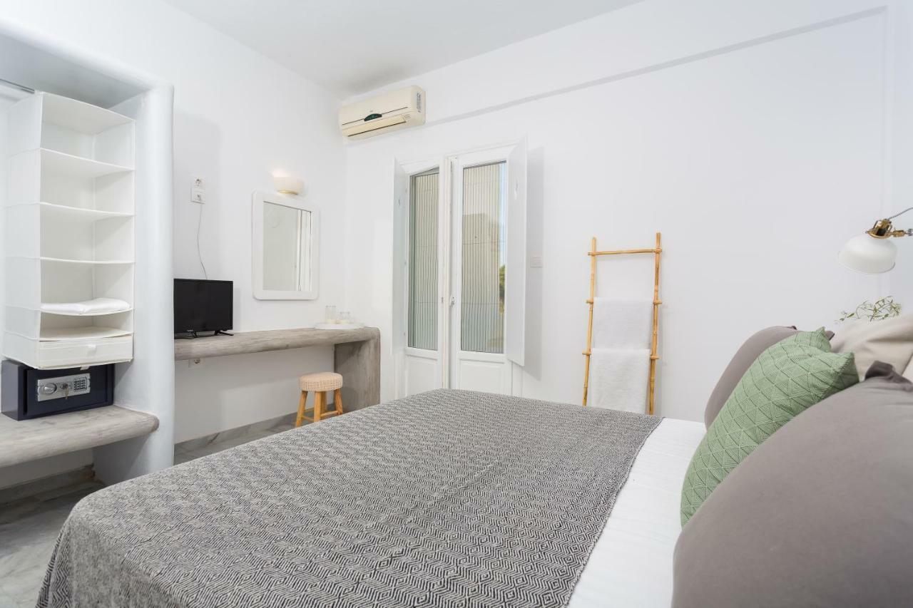 Aspries Suites Piso Livadi Exterior photo